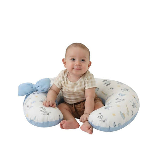 Almohada de Lactancia y Estimulación 5 en 1 maternelle Celeste espacial , colecho, soporte de espalda, cojín de lactancia