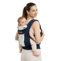 Mochila Portabebé Ergonómica 4 en 1 Maternelle - Modelo Azul Nubes - Adaptable y Confortable